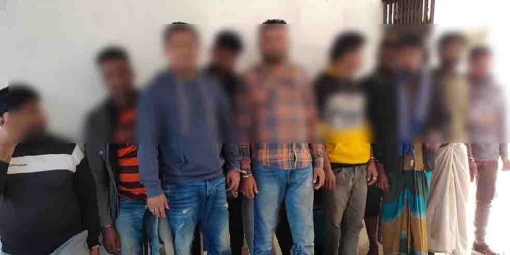 দক্ষিণ সুরমায় জুয়া খেলার অভিযোগে ১২ জন আটক