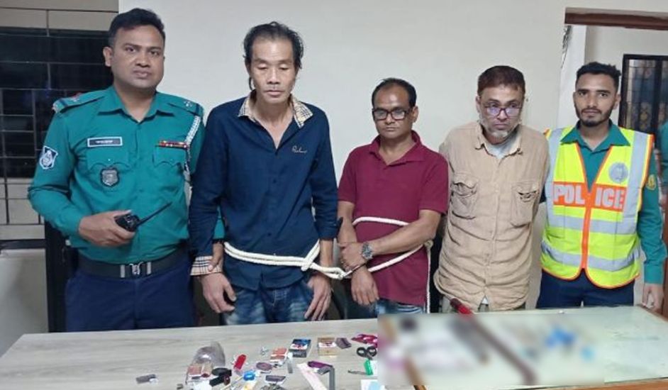 নগরীর তালতলা থেকে আ.লীগের ৩ নেতাকর্মী আটক