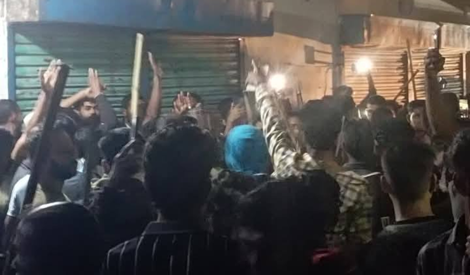 গোলাপগঞ্জে ডাকাত সন্দেহে জনতার হাতে ৩ জন আটক