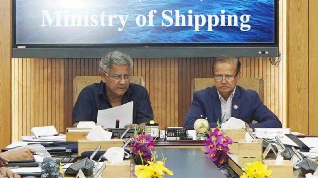 ঈদযাত্রায় নৌপথে বাড়তি ভাড়া ও অতিরিক্ত যাত্রী নিলে কঠোর ব্যবস্থা