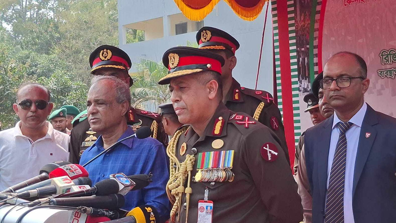 “ভারতীয়রা সীমান্ত আইন না মানলে কঠোর হবে বিজিবি”