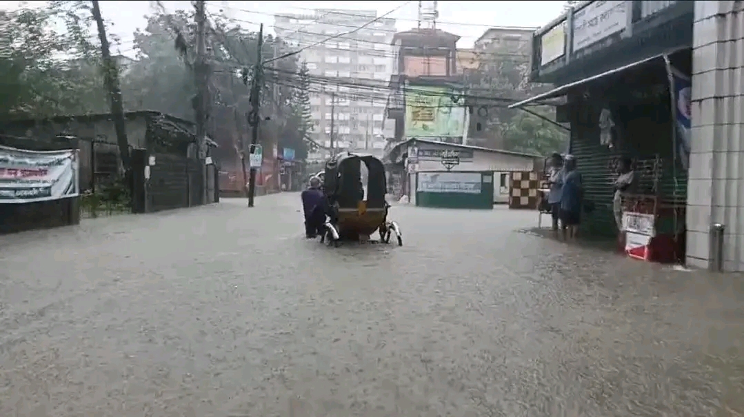 এবারো সিলেটে টানা বৃষ্টিতে জলাবদ্ধতা