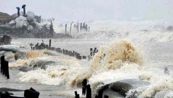 উপকূলীয় ১৬ জেলায় ৪ ফুট উচ্চতার জলোচ্ছ্বাসের শঙ্কা