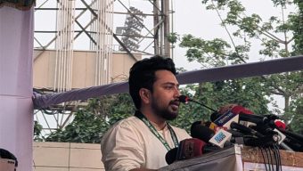 আওয়ামী লীগের সব কর্মকাণ্ড নিষিদ্ধ করতে হবে: নাহিদ
