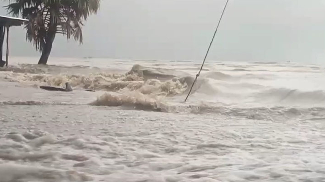 দুর্বল হয়েছে গভীর নিম্নচাপ