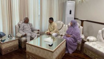 প্রধান উপদেষ্টার সঙ্গে সেনাপ্রধানের ঈদের শুভেচ্ছা বিনিময়